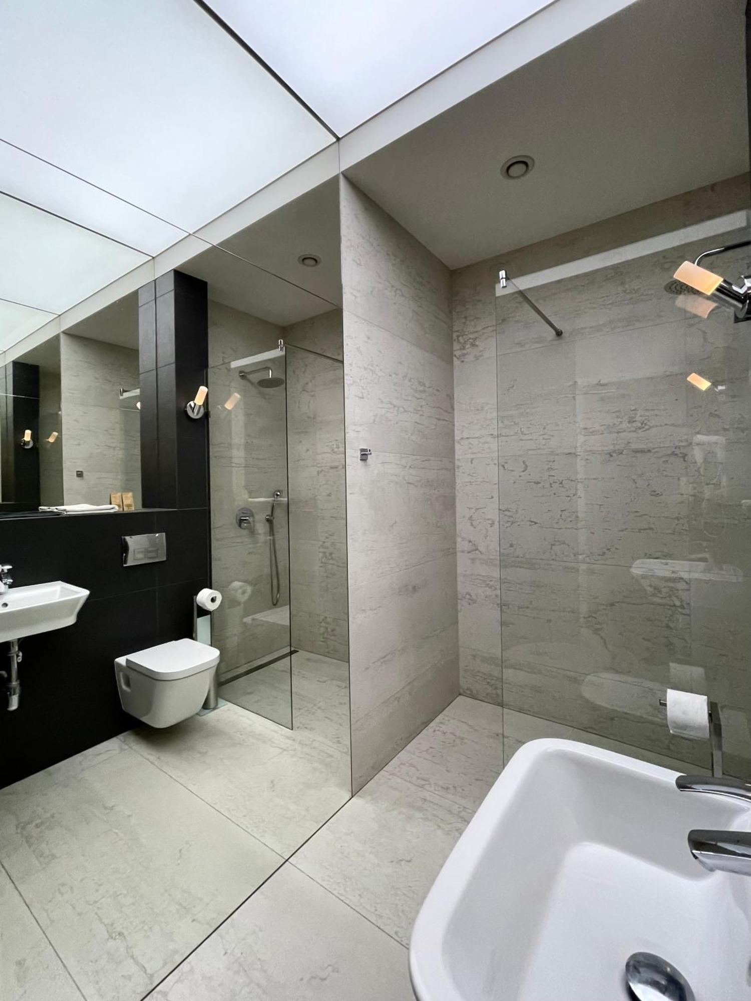 Privat overnatting Black Gold Center