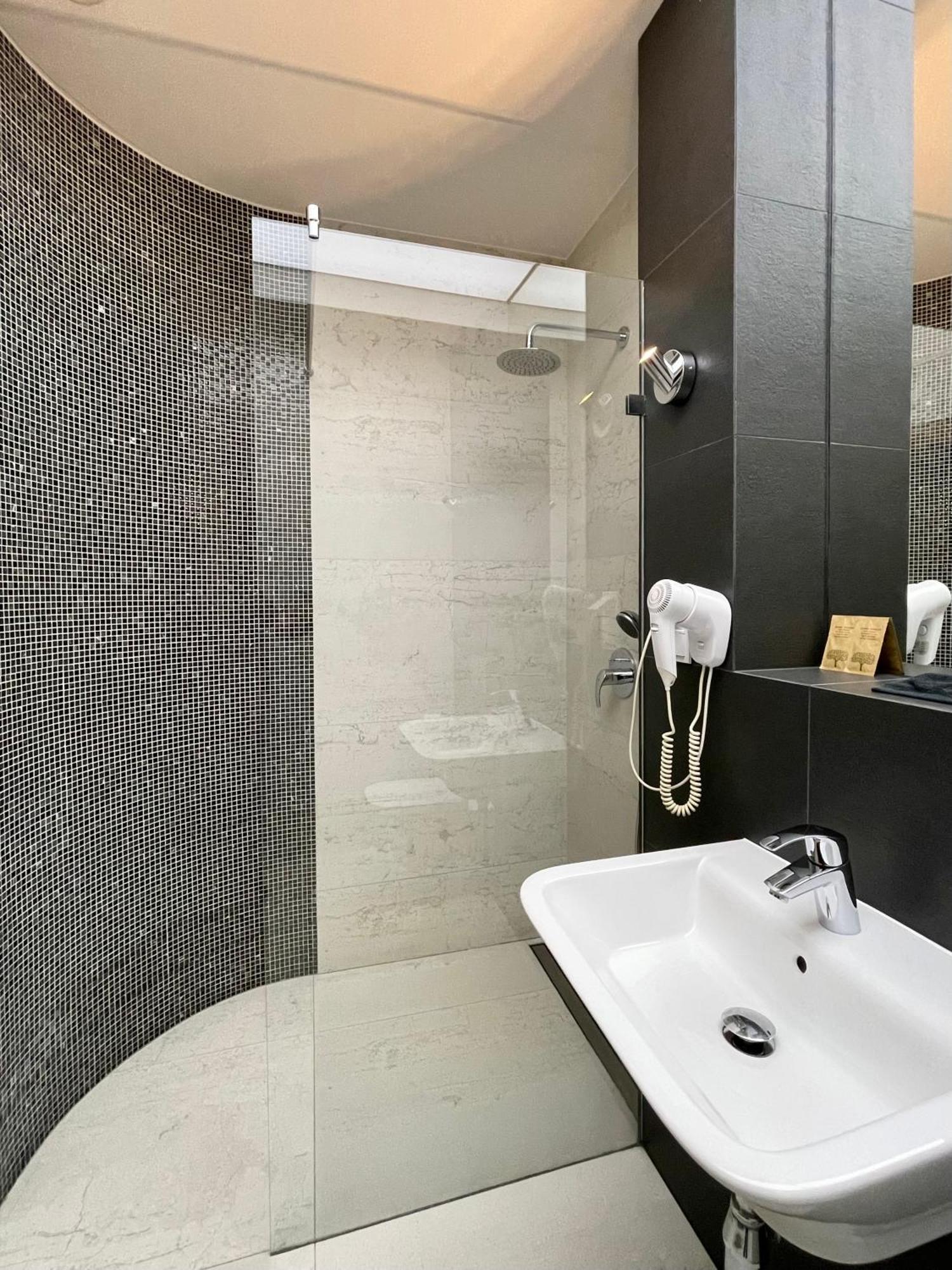 Black Gold Center Privat overnatting