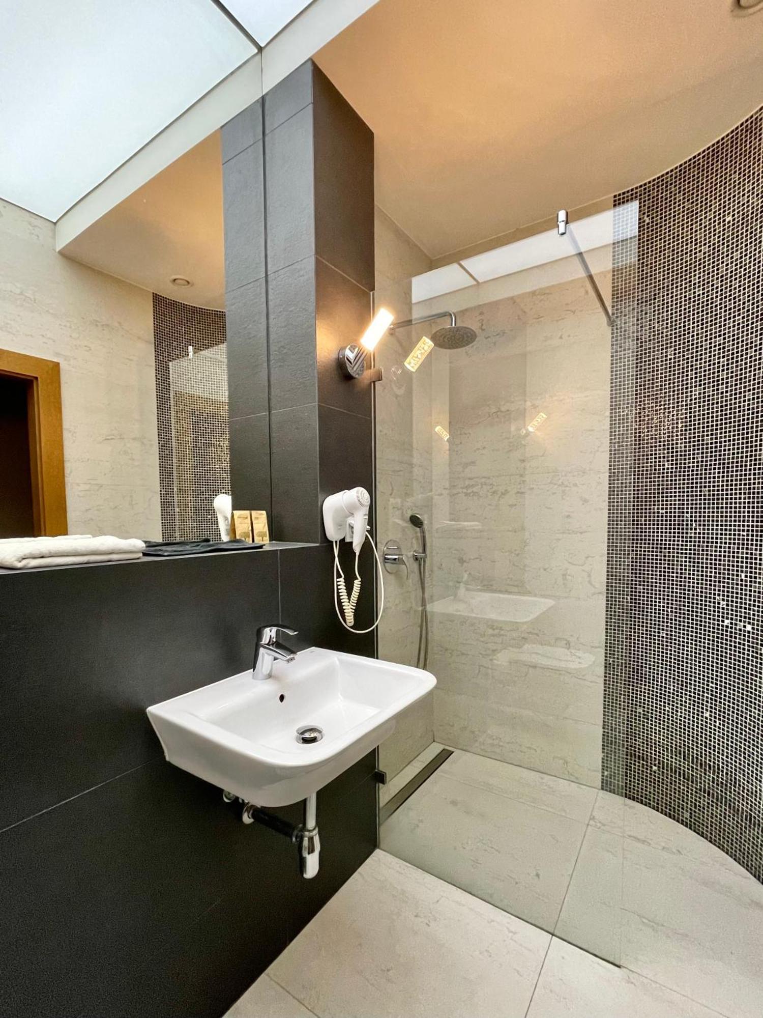 Black Gold Center Privat overnatting Chorzów